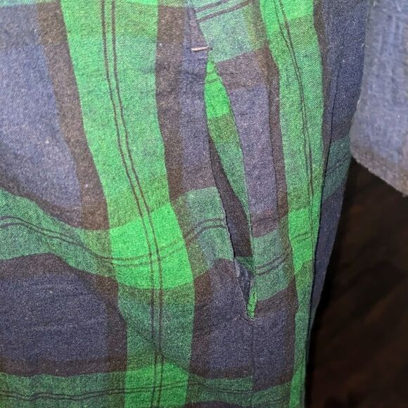 3/$30 Global Work L French Linen Blend Navy Blue and Green Plaid Tunic - Picture 2 of 11